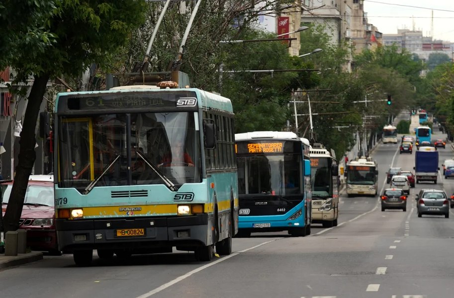 Reguli noi pentru transportul în comun: va avea standarde obligatorii