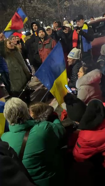 Susținătorii lui Călin Georgescu au blocat traficul pe Bulevardul Unirii