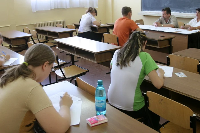 Arad: Cinci candidaţi au promovat Bacalaureatul după rezolvarea contestaţiilor