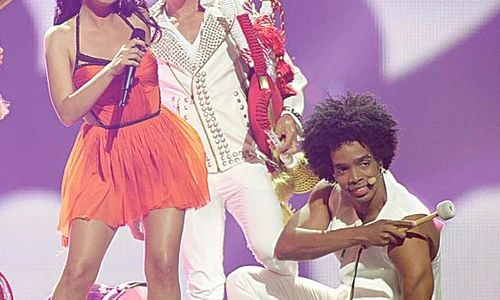 Mandinga, în topul favoriţilor  în finala Eurovision de azi jpeg