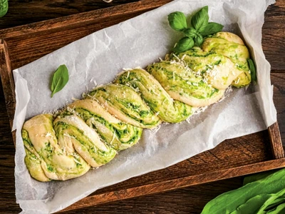 paine impletita cu pesto de leurda jpg