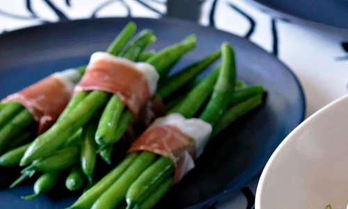 fasole verde cu prosciutto jpeg