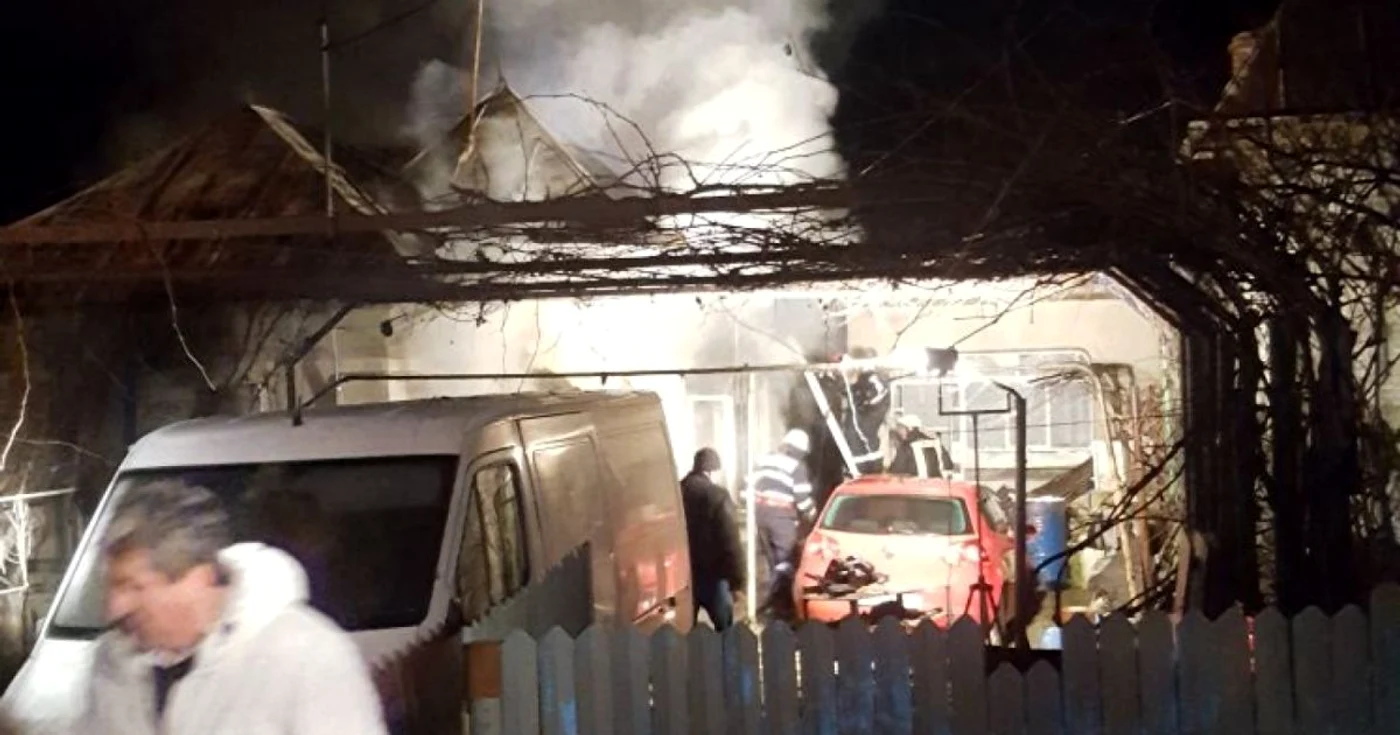 incendiu razvad
