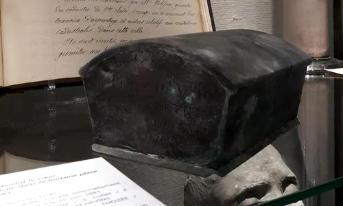 Inima unui fost primar din Belgia, descoperită într o fântână din mijlocul orașului jpeg