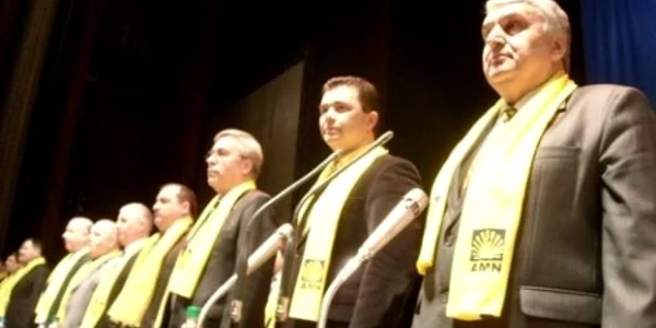Fostul deputat Vasile Balan (al treilea din stânga)