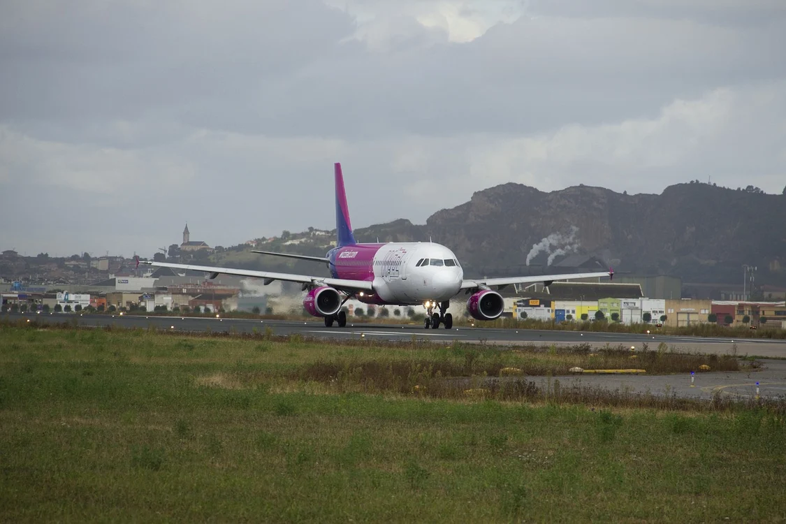 Wizz Air va lansa noi rute aeriene din România începând cu octombrie 2024 / foto: Pixabay
