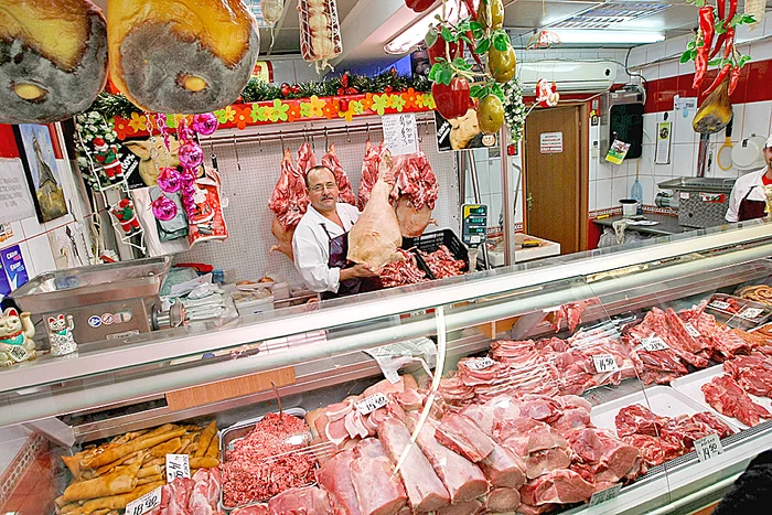 
    Scumpirile au la bază majorarea hranei animalelor  