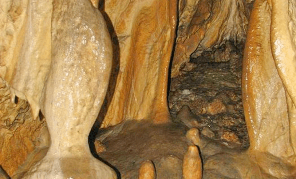 Peștera Răteiului din Dâmbovița, raiul iubitorilor de caverne din Munții Leaota FOTO VIDEO
