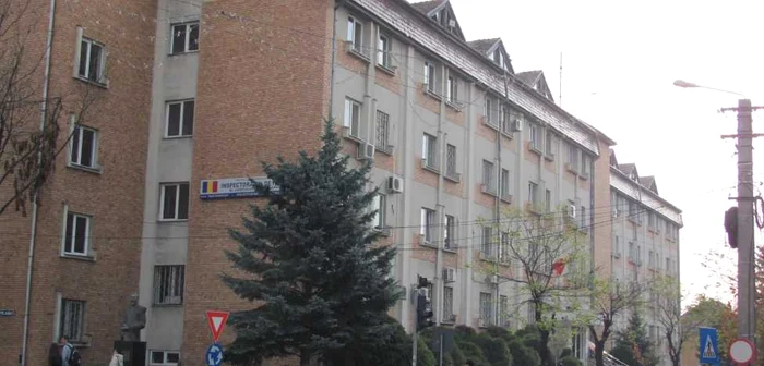 După două ziariste, IJP a numit purtător de cuvânt o absolventă de Academie