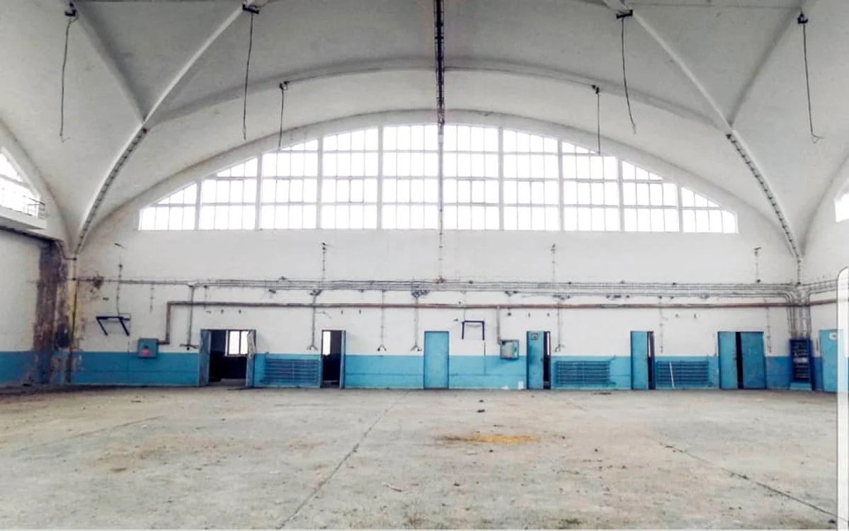 Hangarul fostului aerodrom militar, sursa: Baragan Region