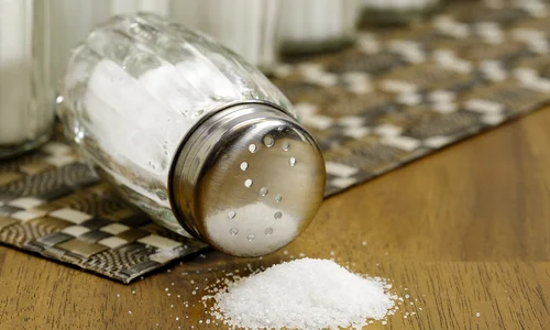 salt 3285024 1280 jpg
