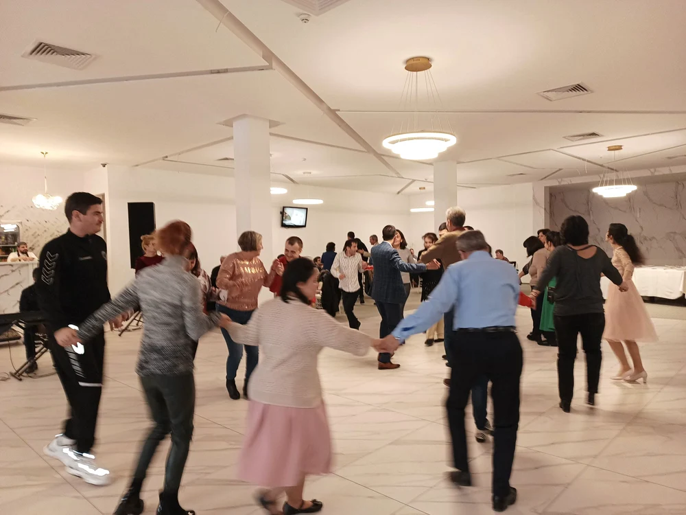 Persoanele cu dizabilități s-au distrat în voie Foto: Alin Ion