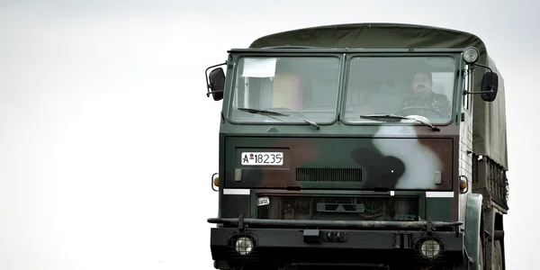 camion militar armata romana shutterstock 574781380 jpg