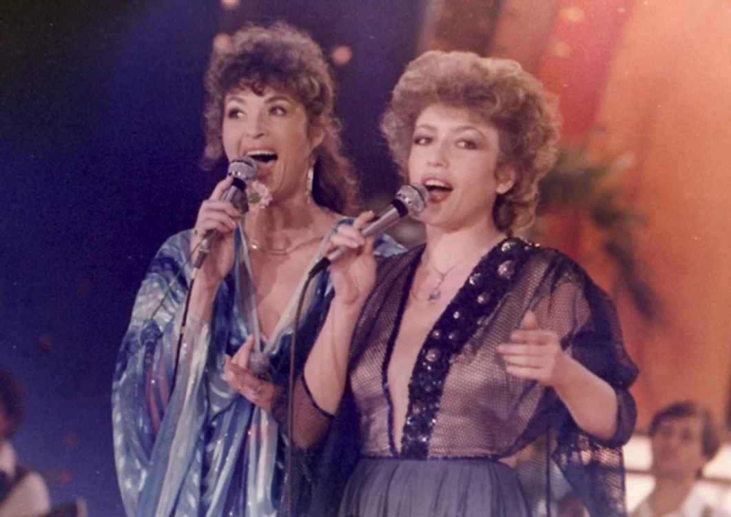 Angela Similea și Corina Chiriac, două artiste superbe FOTO Adevărul