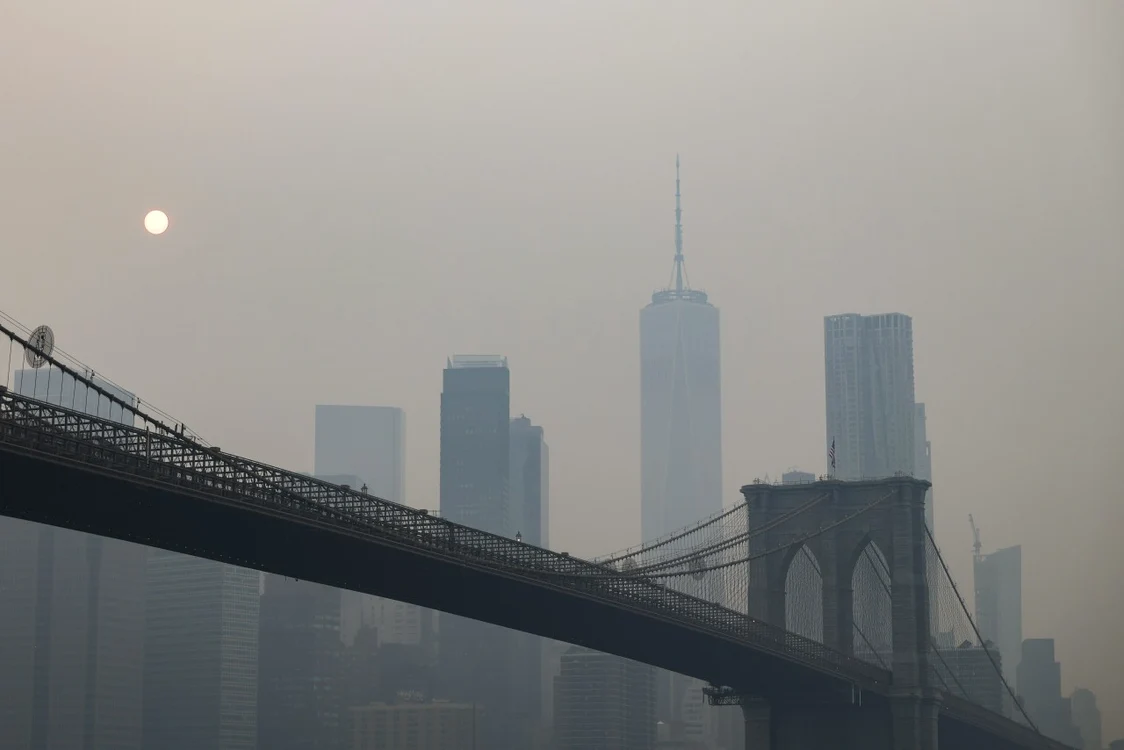 Zona în care se află New York și New Jersey este afectată de fum și caniculă (Foto: EPAImages)
