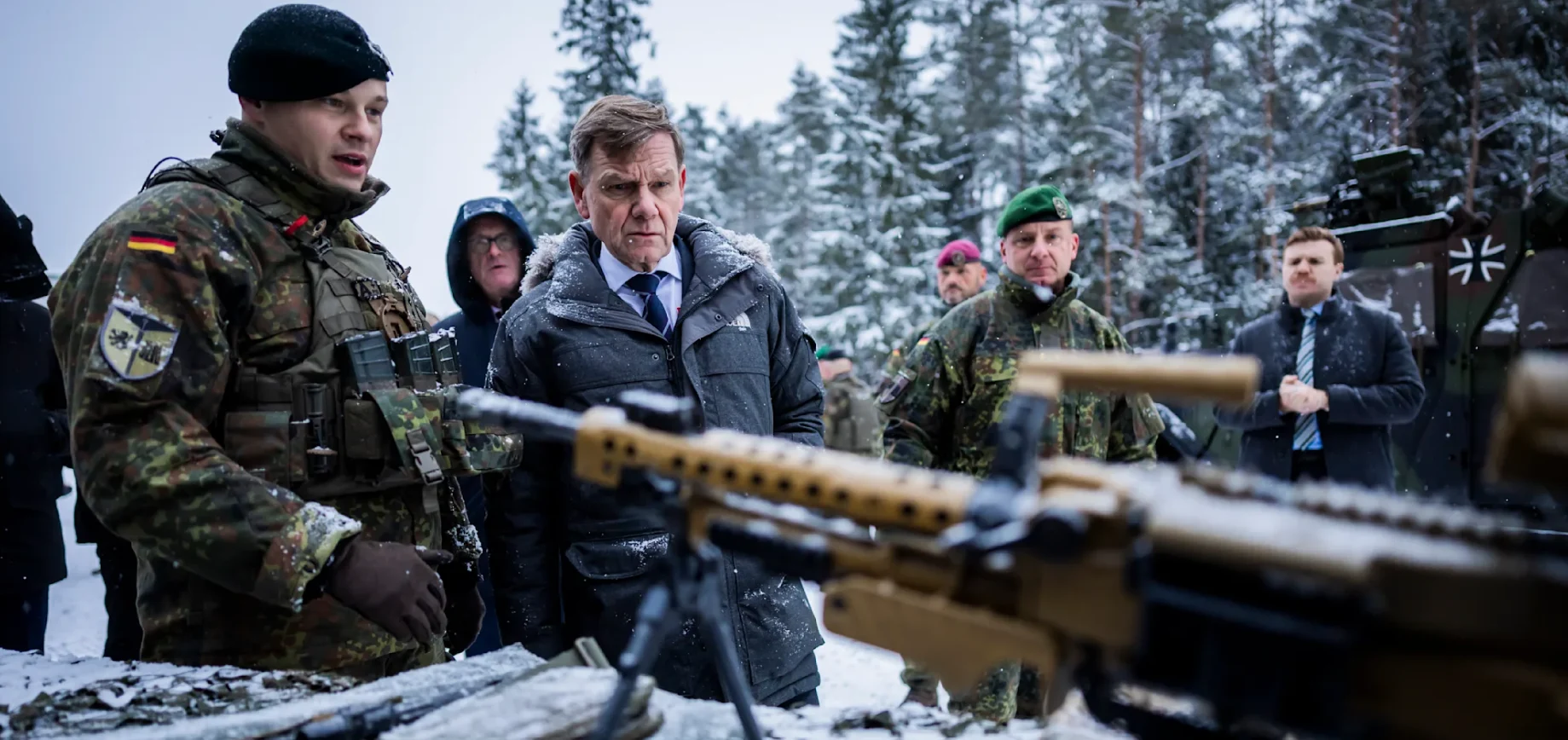 Drone, roboți militari și tehnologii AI. Cum va funcționa noul sistem automat NATO de apărare a Flancului Estic, care va acoperi și România