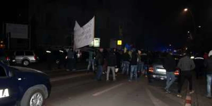 Protestatarii au ieşit pe stradă FOTO Cosmin Zamfirache