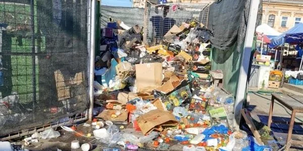 Focar de infecţie în Piaţa Badea Cârţan