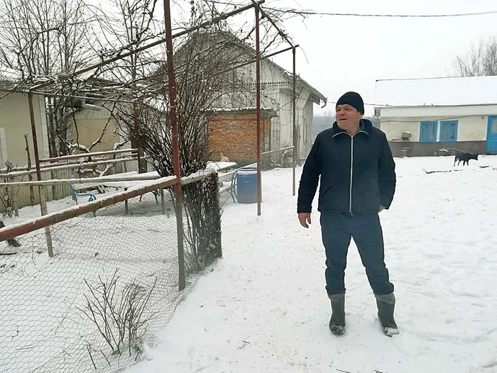 “Am băiatul la Paris şi vorbesc mereu cu el”, spune Vasile Maniga