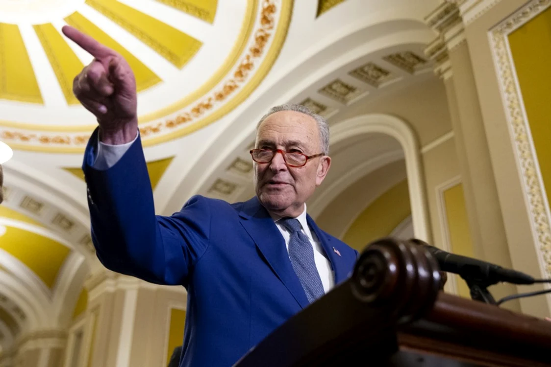 Senatorul american Chuck Summer FOTO EPA-EFE