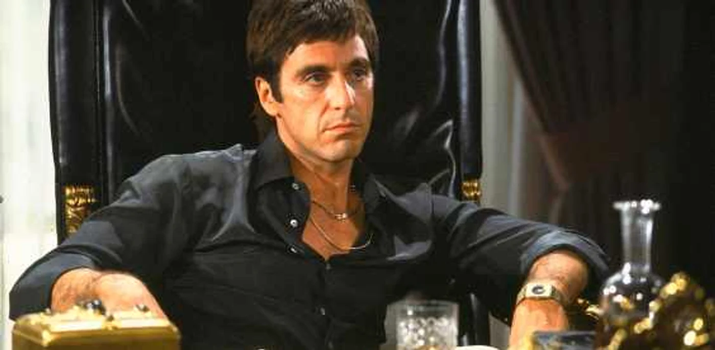 Al
Pacino, în rolul refugiatului cubanez Tony Montana, în versiunea
din 1983 a filmului „Scarface“ FOTO cinemagia.ro