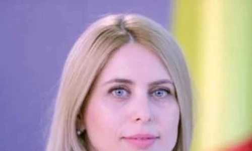 Mihaela Triculescu,  şefa ANAF jpeg