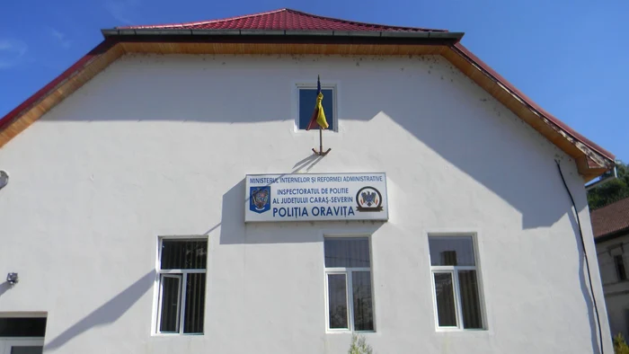 Poliţiştii au reuşit să-i prindă pe cei doi hoţi