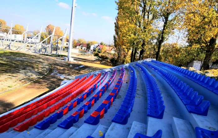 scaune stadion chindia