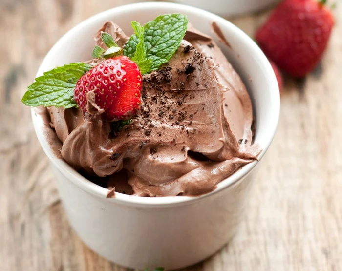 mousse de ciocolata gravide jpeg