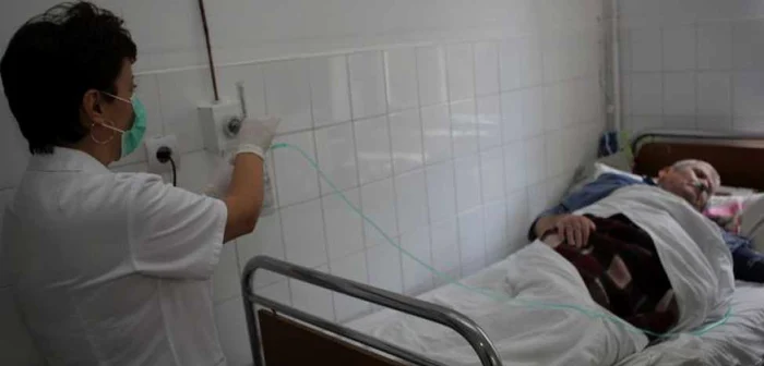 Craiova: Medicii insistă ca persoanele infectate să se prezinte la control.