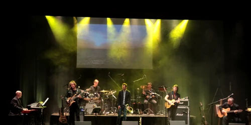 Djabe with Steve Hackett and Gulli Briem jpg