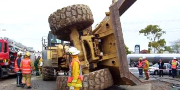 <b>CNN</b>: Accident de camion în Indonezia: 25 de morţi