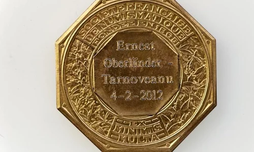 Directorul MNIR a primit o importantă distincție din partea Societăţii Numismatice Franceze jpeg
