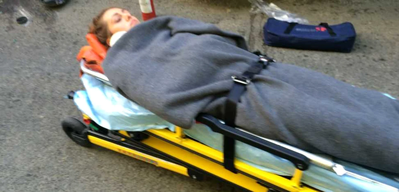 Medicii au reuşit să salveze viaţa femeii accidentate, dar nu şi pe cea a copilului acesteia Foto: Adevărul