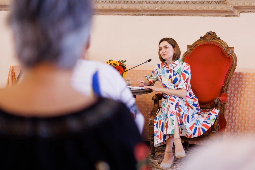 Maia Sandu acuză Kremlinul că folosește preoți și boți pentru influențarea votului: ,,Rușii vizează diaspora”