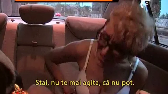 Dana Roba şi-a arătat «comorile» fără nicio ruşine. (captură Antena 1)