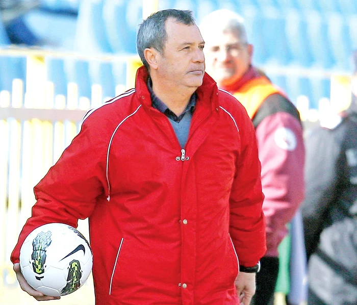 Rednic a revenit pentru a treia oară pe banca roş-albilor