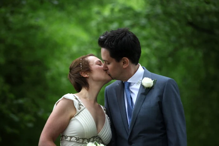 
    Cei mai mulți oameni țin ochii închiși atunci când își sărută partenerulFoto: Getty  