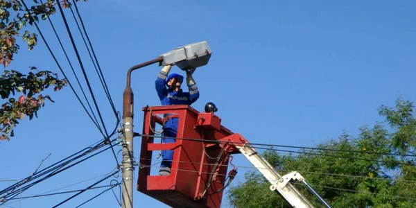 Lucrări la reţeaua de electricitate 