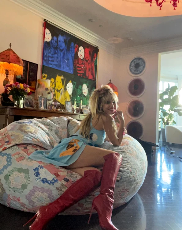 
    Heidi Klum, 48 de ani, s-a deghizat în prințesă Disney pentru că era... duminicăfoto: Instagram  