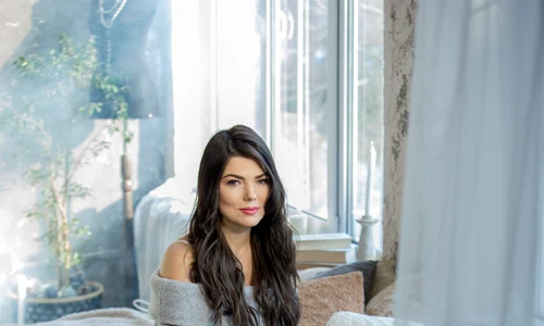 Paula Seling 2018 (1) jpeg