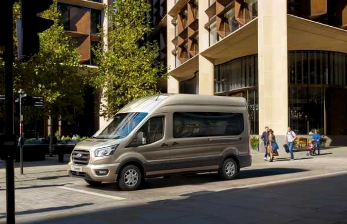 Ford Transit automat