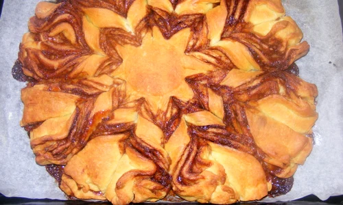 floare cu crema de ciocolata jpeg