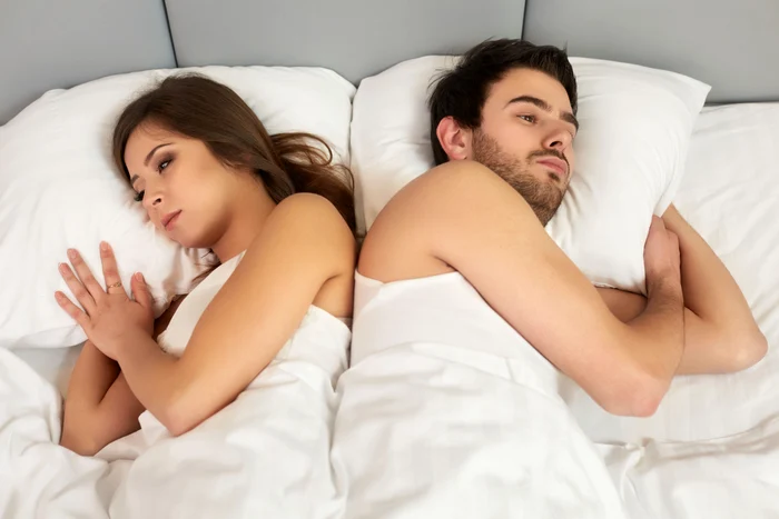 Se întâmplă la un moment dat să simţi că partenerul de viaţă nu mai este afectuos cu tine aşa cum era până acumfoto: 123RF