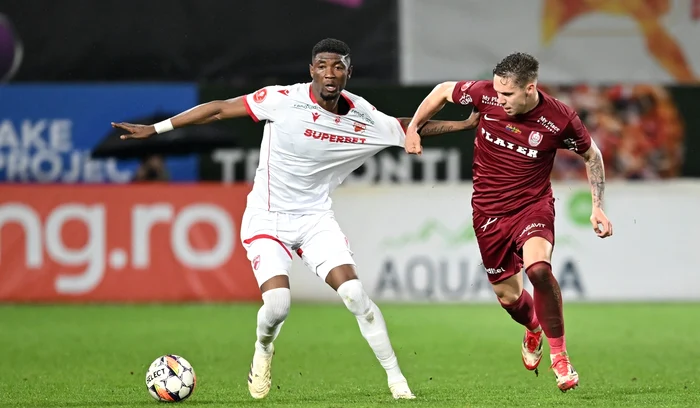 Louis Munteanu (dreapta), dezamăgit de selecționerul României (FOTO: Sportpictures)