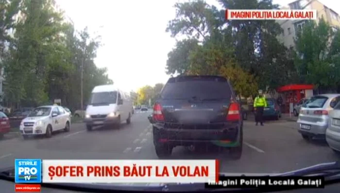 Şoferul conducea un autoturism de teren când a fost oprit de agenţii de poliţie
