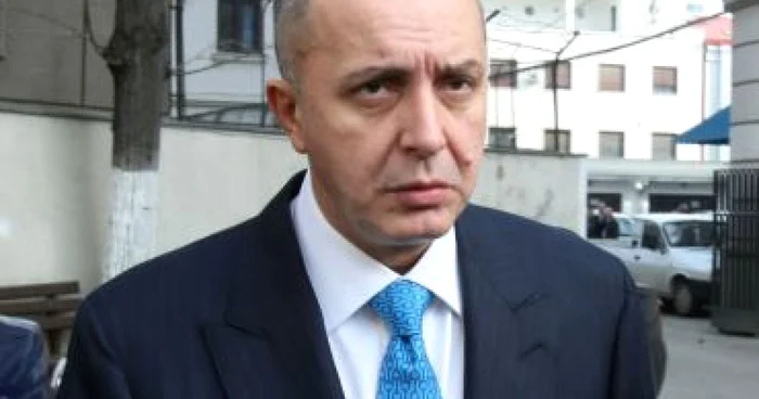 Popoviciu nu mai are interdicţie de a părăsi ţara
