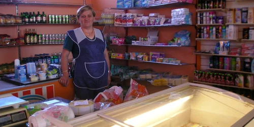 La magazin se găsesc tot felul de produse 