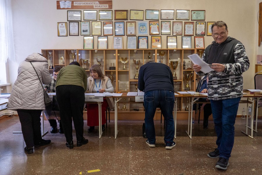 Istoricul român inclus de Kremlin în rândul „agenților străini” avertizează înainte de alegerile din R. Moldova: „Așa s-ar alege praful de tot”