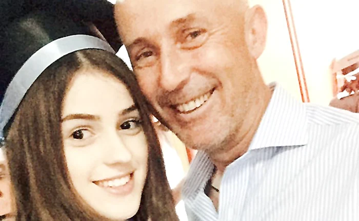 
    Mugur  Mihăescu  și Ivona  